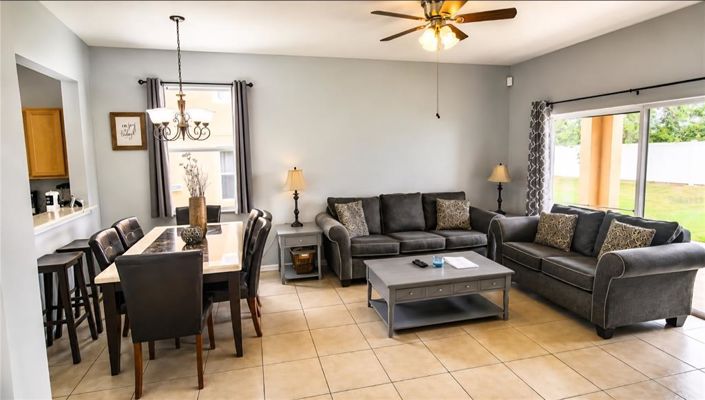 Image No.2-4 Bed Townhouse for sale