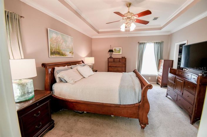 Image No.37-5 Bed House for sale
