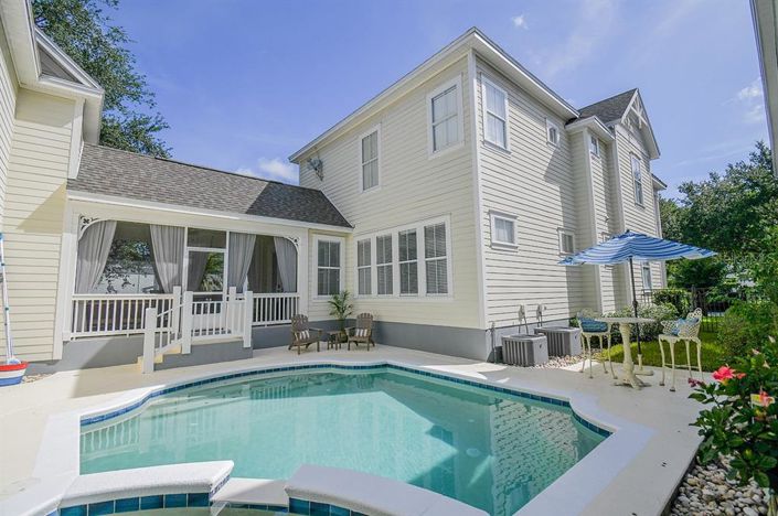 Image No.6-5 Bed House for sale