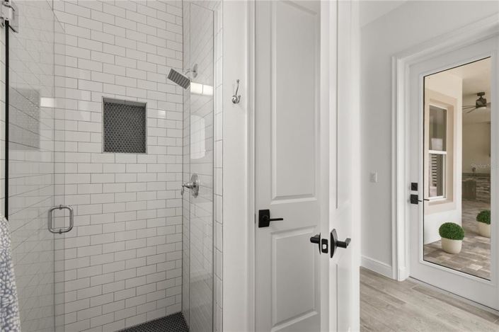 Image No.41-5 Bed House for sale
