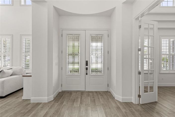 Image No.5-5 Bed House for sale