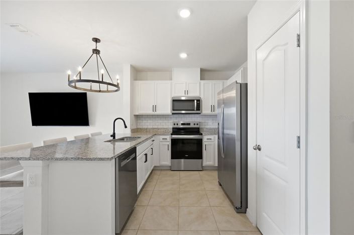 Image No.3-3 Bed Townhouse for sale