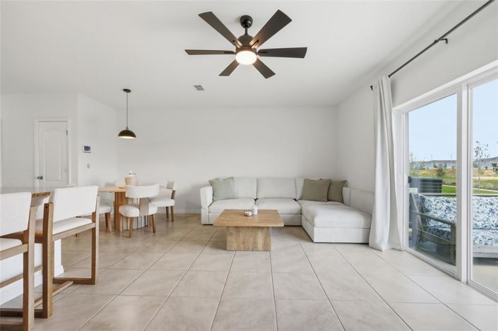 Image No.4-3 Bed Townhouse for sale