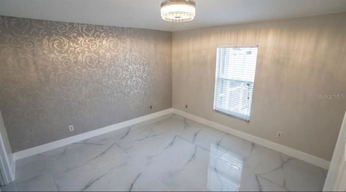 Image No.11-4 Bed House for sale