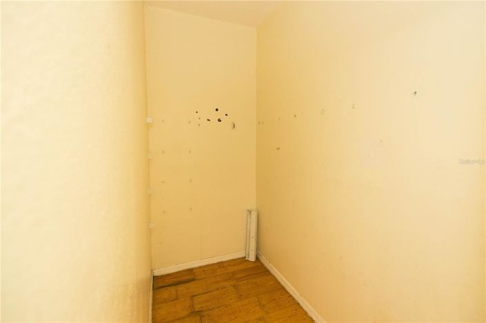Image No.26-3 Bed Townhouse for sale