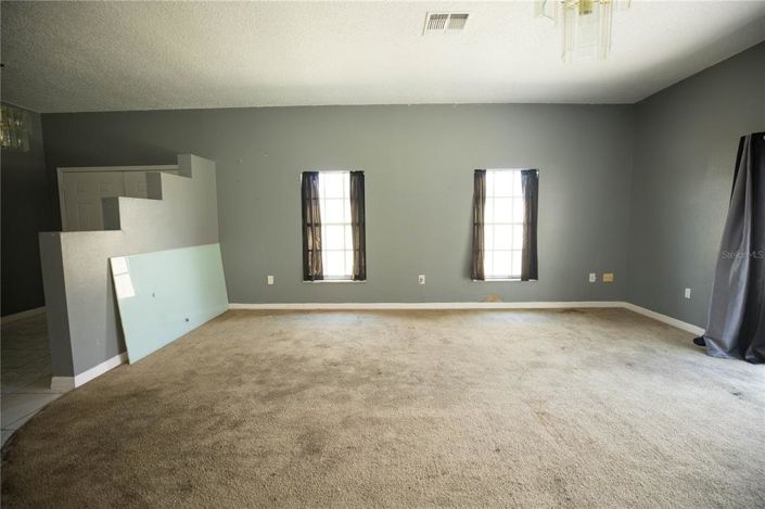 Image No.8-3 Bed Townhouse for sale