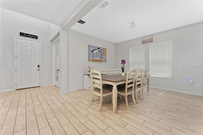 Image No.14-5 Bed House for sale