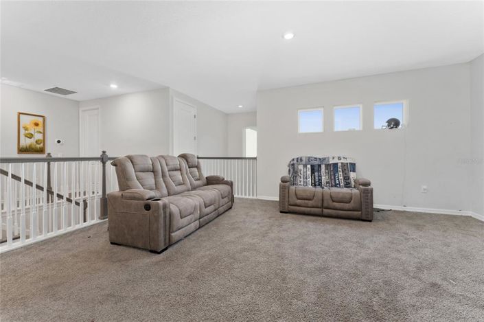 Image No.25-5 Bed House for sale