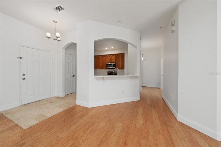 Image No.10-3 Bed Apartment for sale
