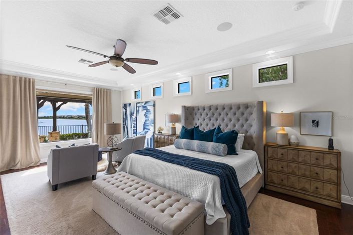 Image No.22-6 Bed House for sale