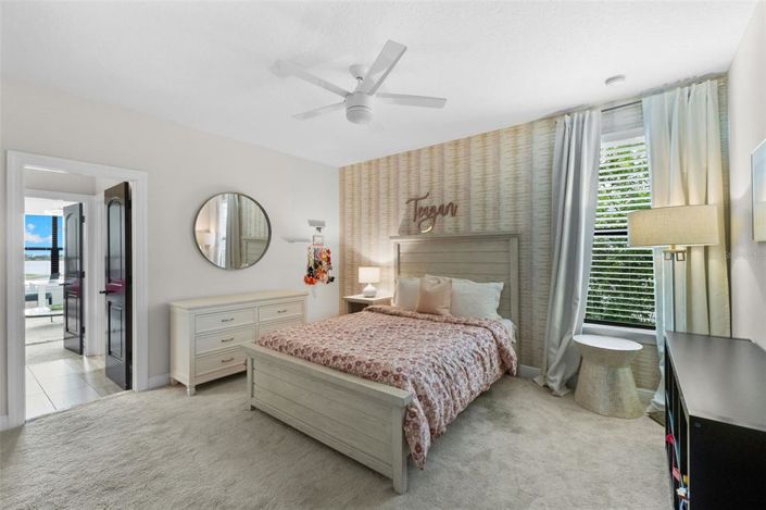Image No.46-6 Bed House for sale