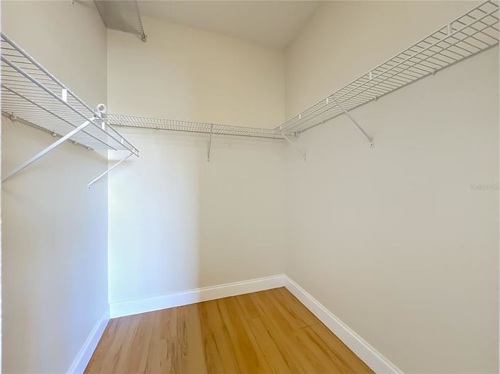 Image No.21-2 Bed Townhouse for sale