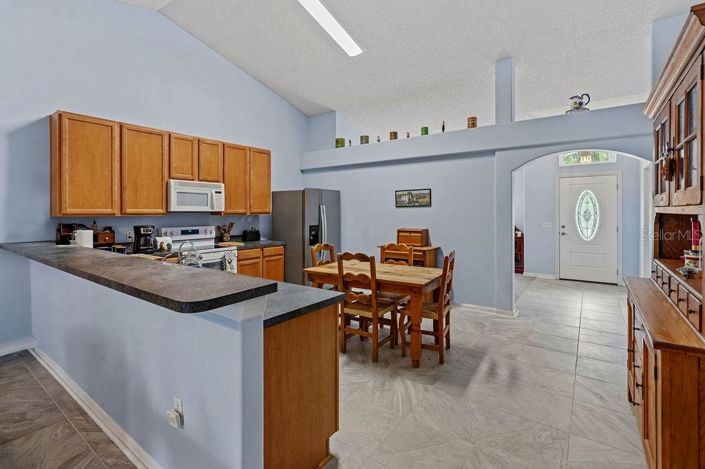 Image No.18-5 Bed House for sale