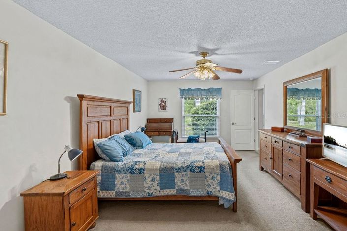 Image No.23-5 Bed House for sale