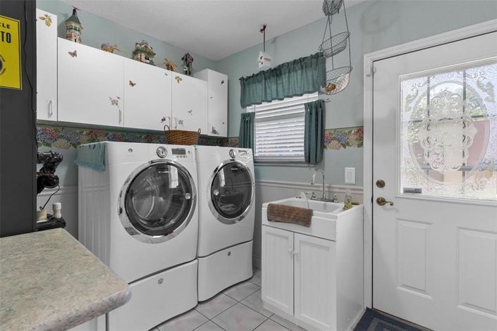 Image No.25-4 Bed House for sale