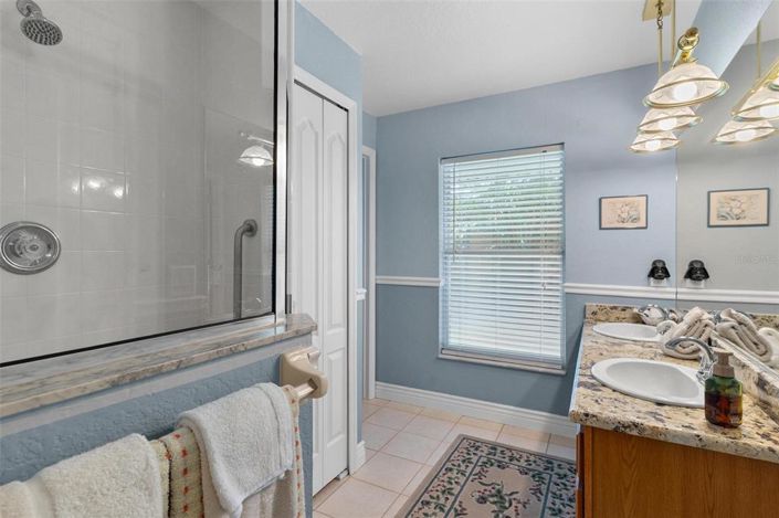 Image No.36-4 Bed House for sale