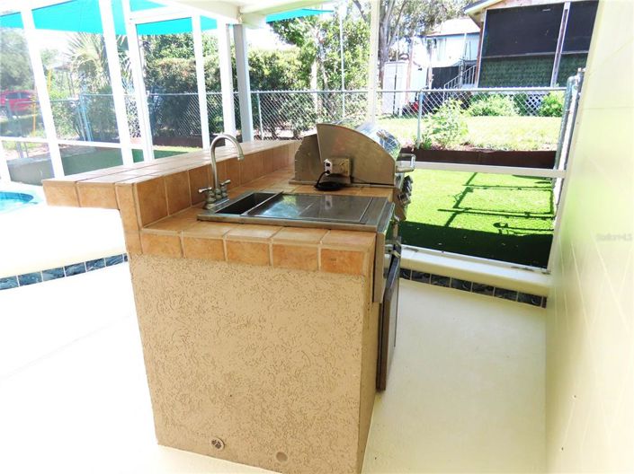 Image No.17-3 Bed House for sale