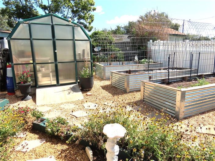 Image No.22-3 Bed House for sale