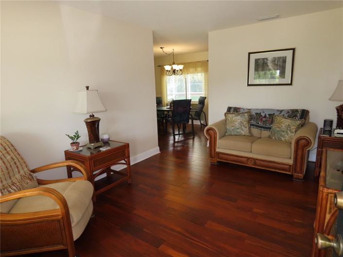 Image No.38-3 Bed House for sale