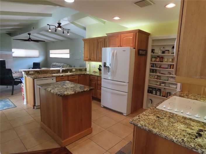 Image No.44-3 Bed House for sale