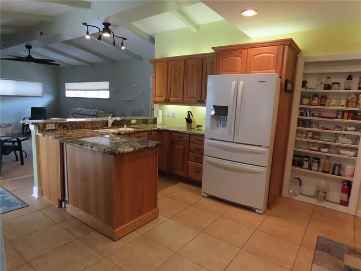 Image No.49-3 Bed House for sale