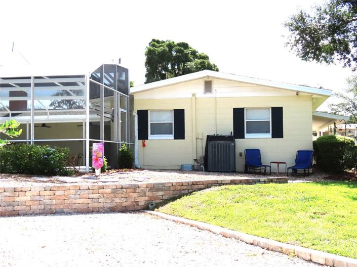 Image No.8-3 Bed House for sale