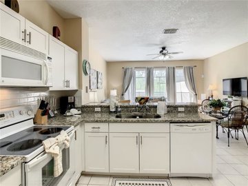 fa005713-574