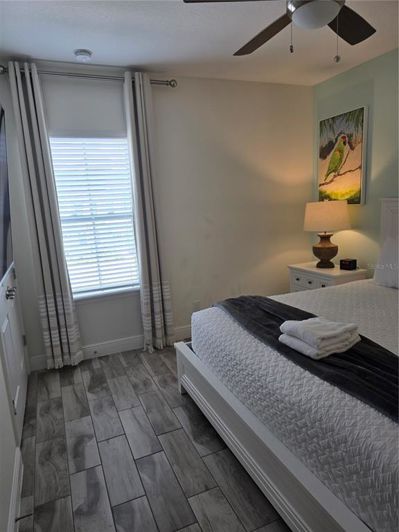 Image No.17-2 Bed Townhouse for sale