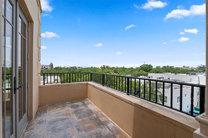 Image No.32-3 Bed Apartment for sale