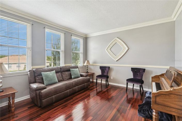 Image No.4-4 Bed House for sale
