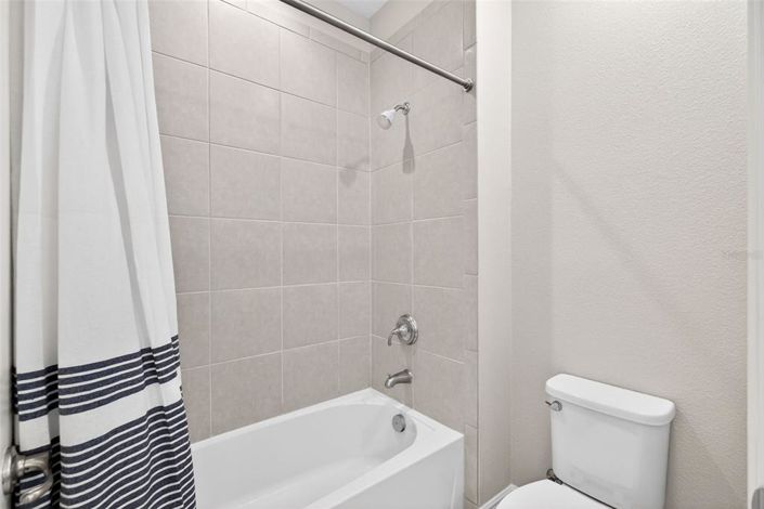 Image No.30-3 Bed Townhouse for sale