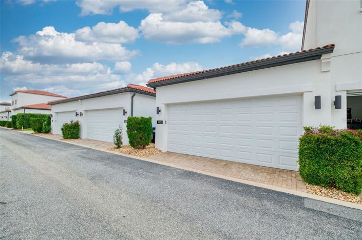 Image No.46-3 Bed Townhouse for sale