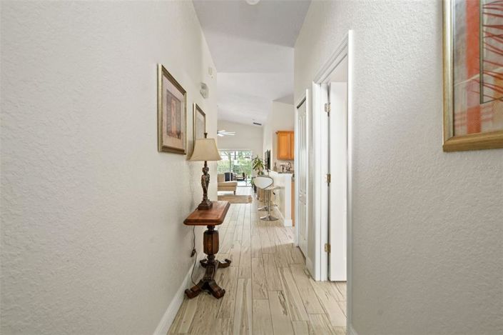 Image No.4-5 Bed House for sale