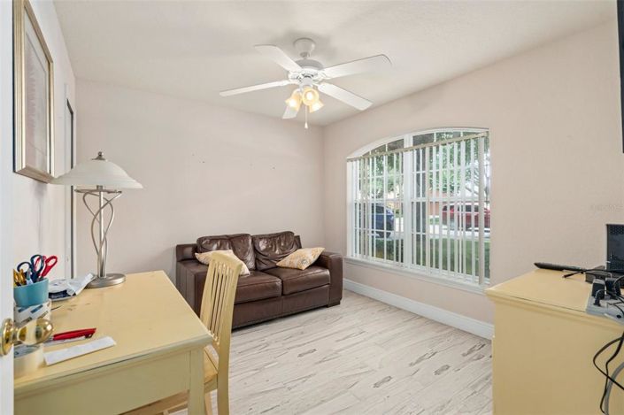 Image No.5-5 Bed House for sale