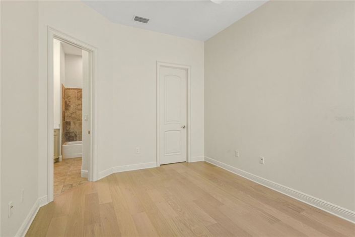 Image No.27-3 Bed Apartment for sale