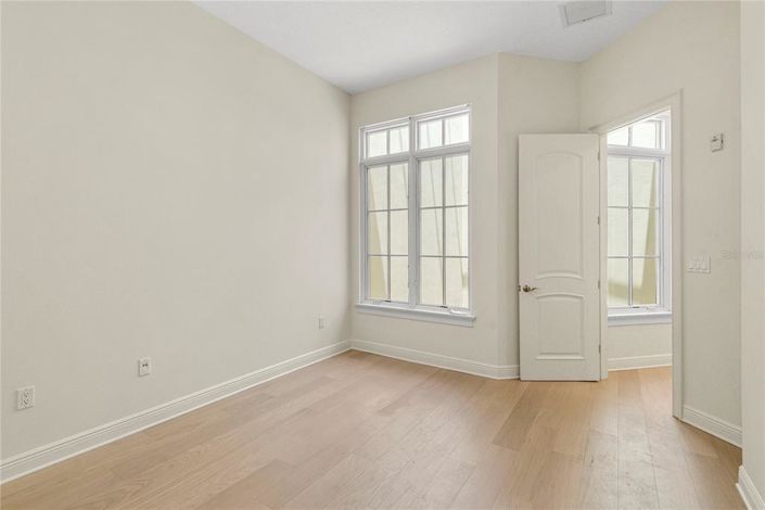 Image No.28-3 Bed Apartment for sale