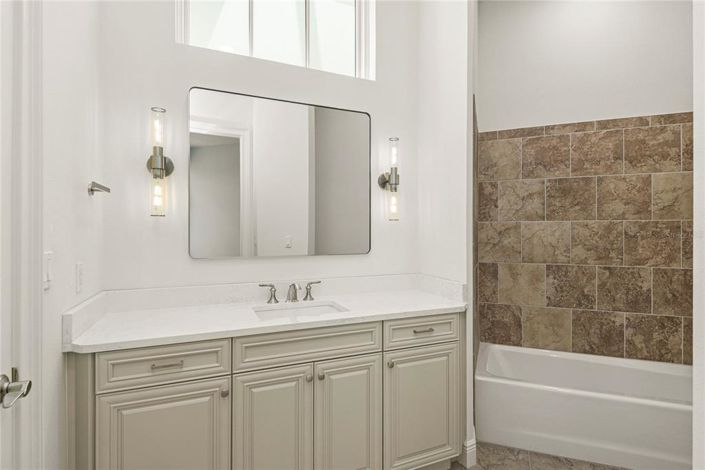 Image No.29-3 Bed Apartment for sale