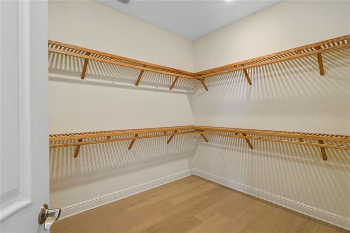 Image No.35-3 Bed Apartment for sale
