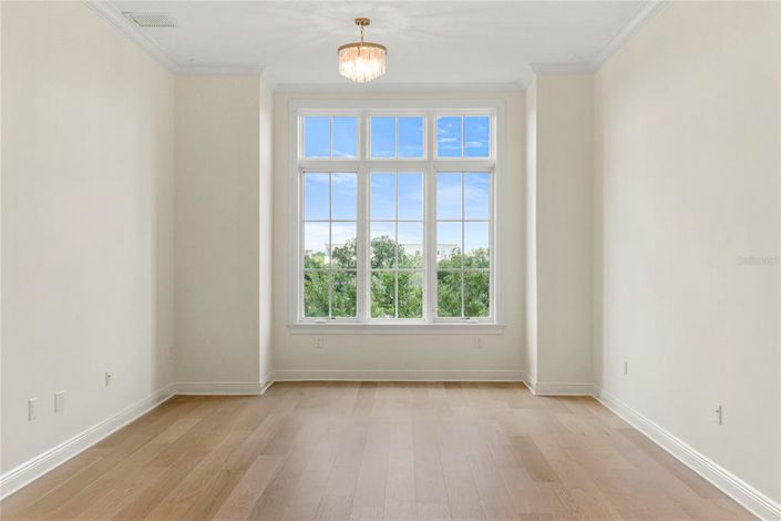 Image No.9-3 Bed Apartment for sale