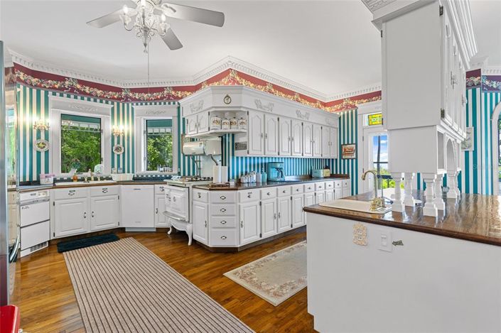 Image No.15-5 Bed House for sale