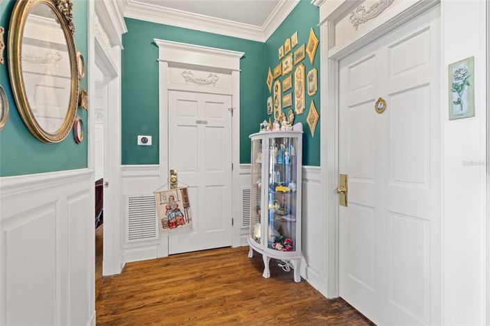 Image No.28-5 Bed House for sale