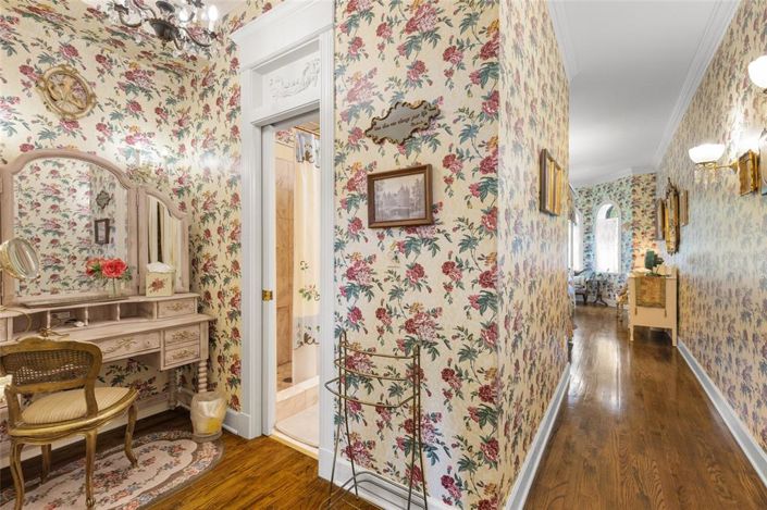 Image No.36-5 Bed House for sale