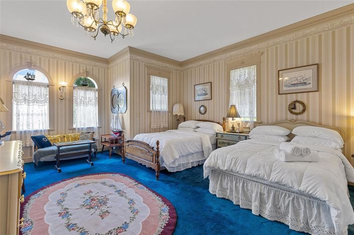 Image No.46-5 Bed House for sale