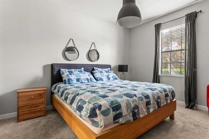 Image No.27-6 Bed House for sale