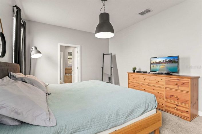Image No.41-6 Bed House for sale