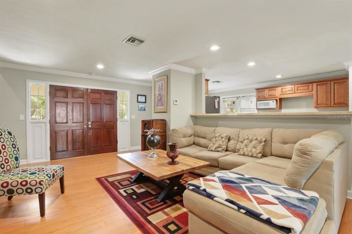 Image No.3-4 Bed House for sale