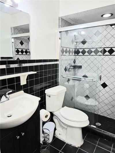 Image No.44-3 Bed House for sale