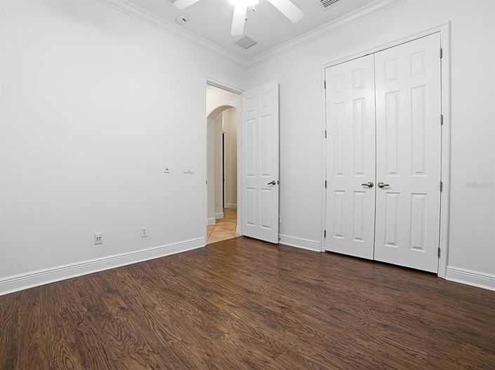 Image No.25-3 Bed House for sale