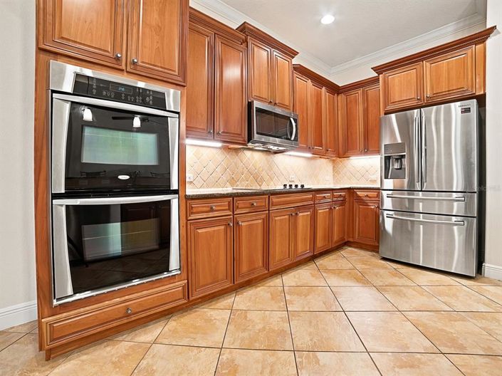 Image No.6-3 Bed House for sale