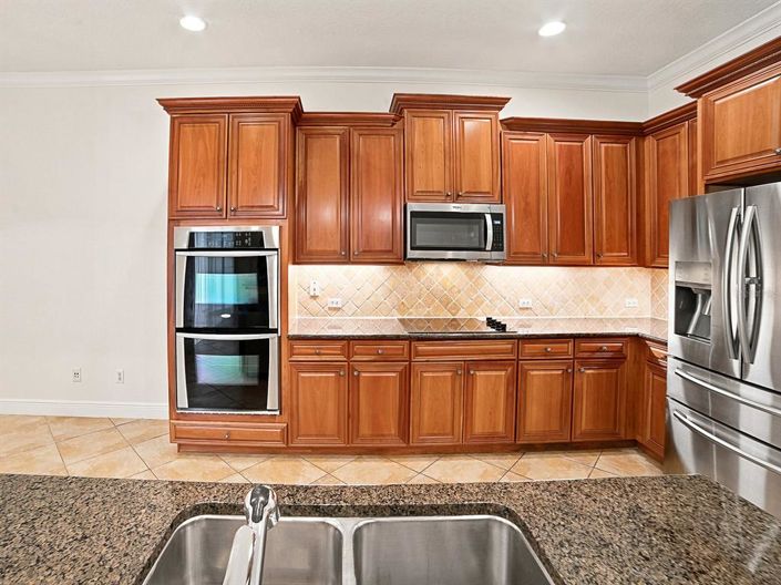 Image No.7-3 Bed House for sale